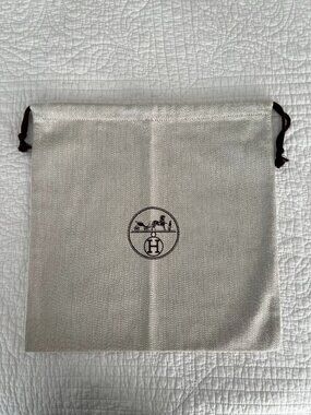 Hermes dust bag: herringbone/tweed/drawstring (~12.5" x 12.5")